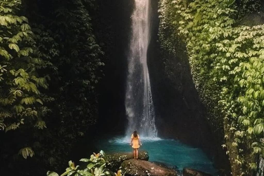Sumbawa: Moyo Island Waterfall Tour with Snorkeling